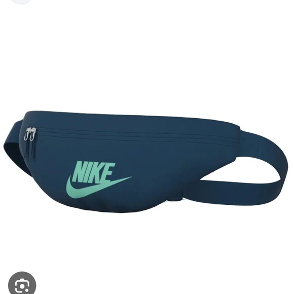 NWT UNISEX Nike Belt Bag/Cross Body/Fanny Pack